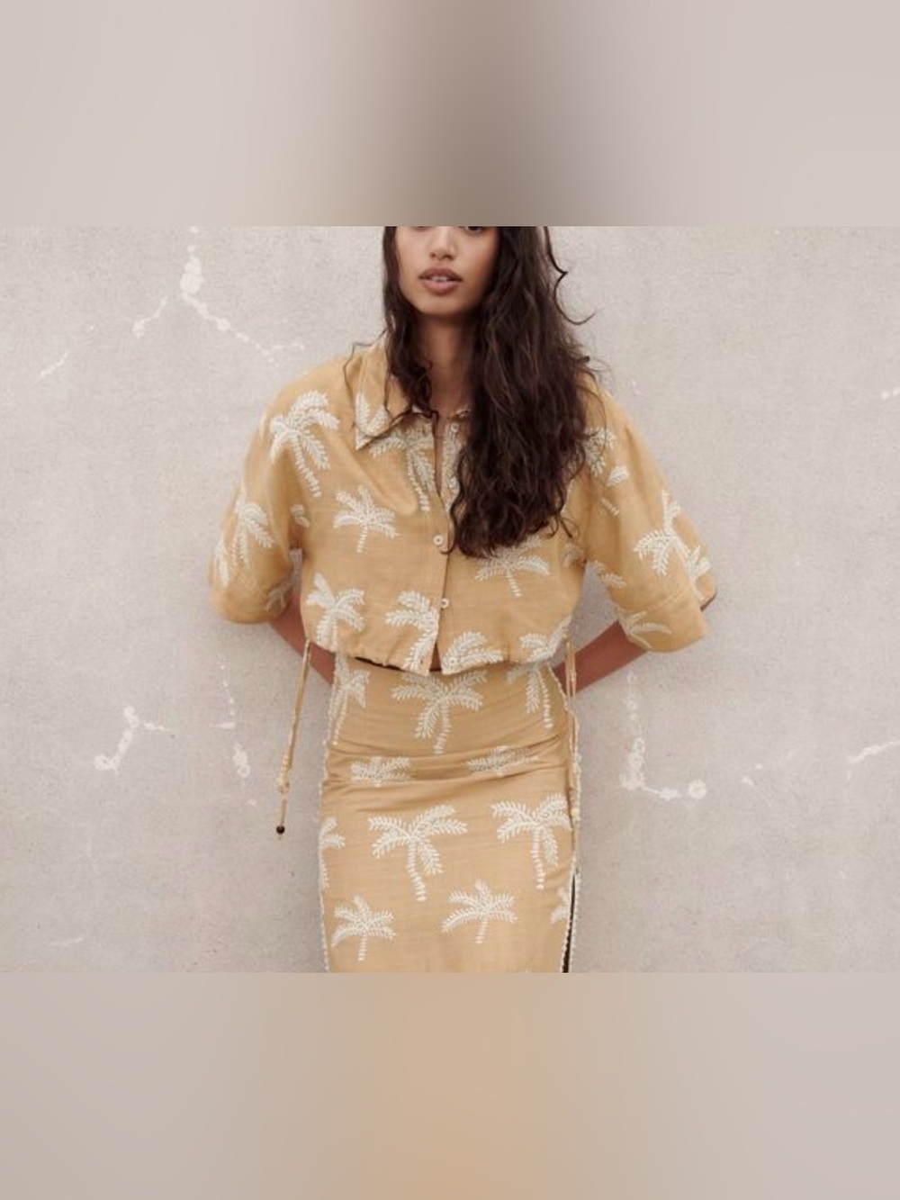 Zara Beige Palm-Print Cropped Button-Down Top